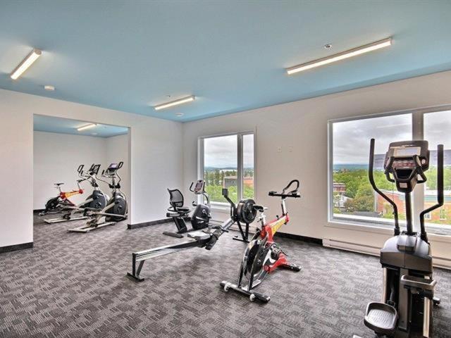 Penthouse On Charest - With Parking And Gym Quebec City Exterior photo